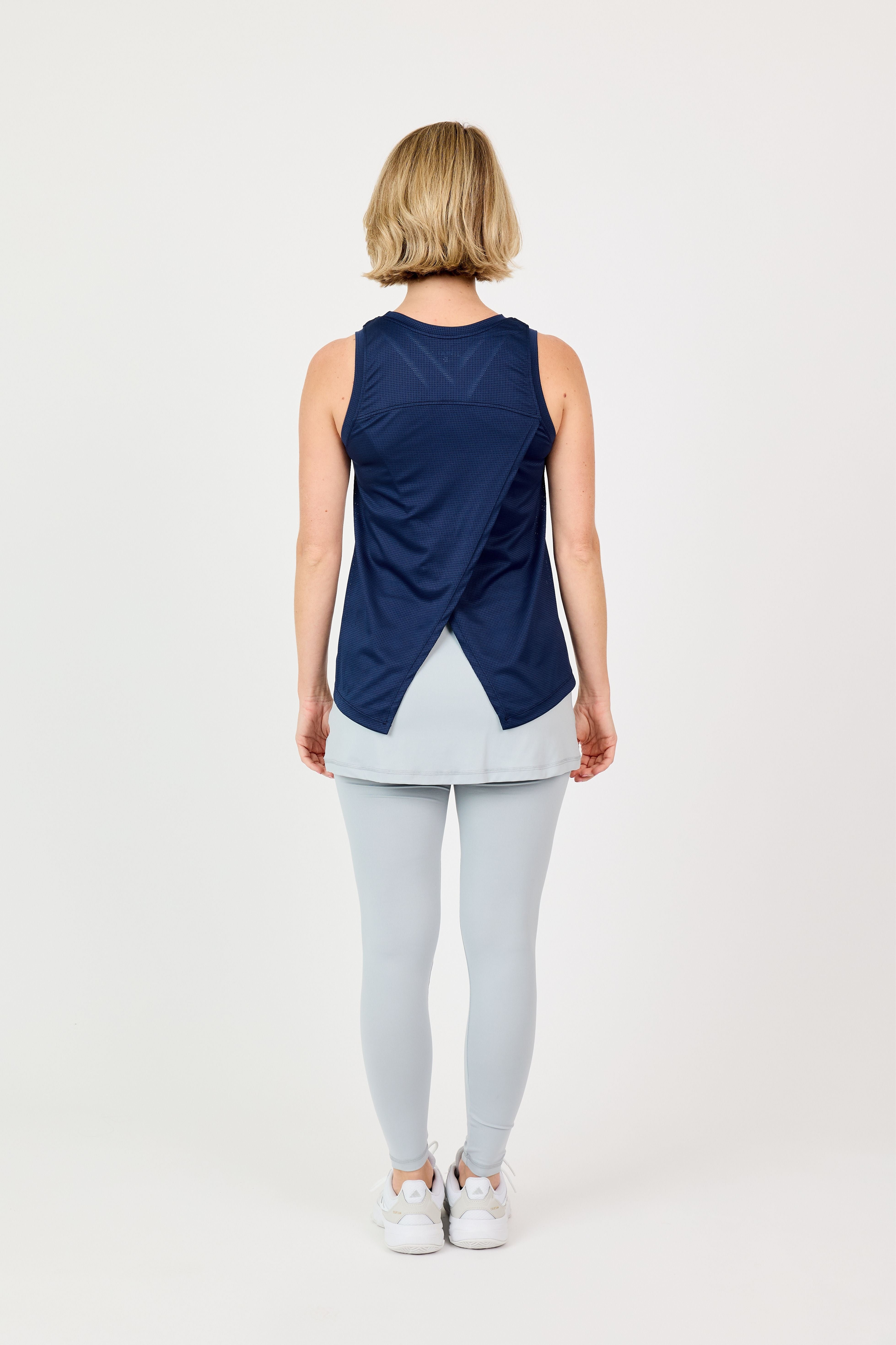 #color_navy