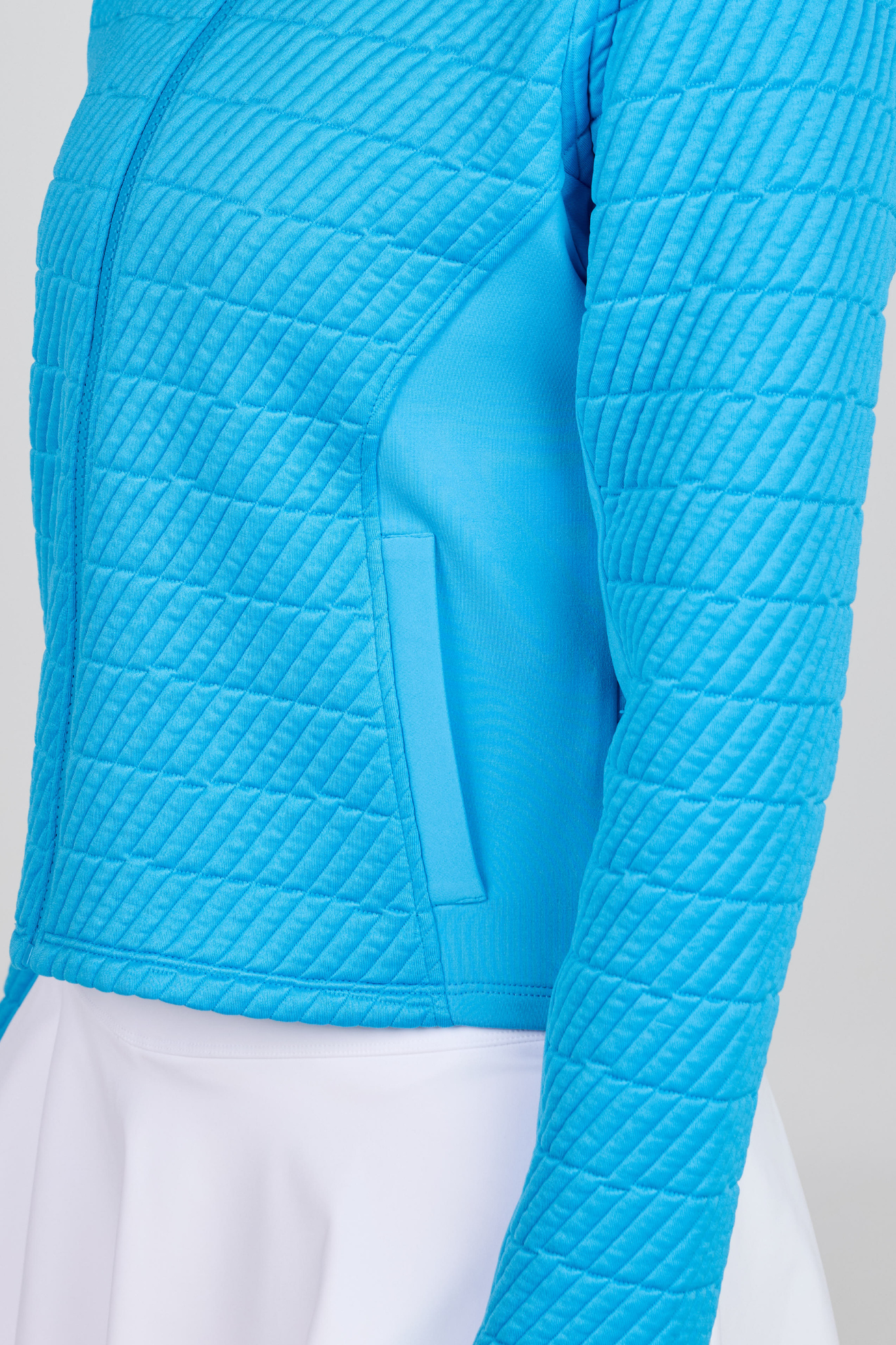 #color_electric blue