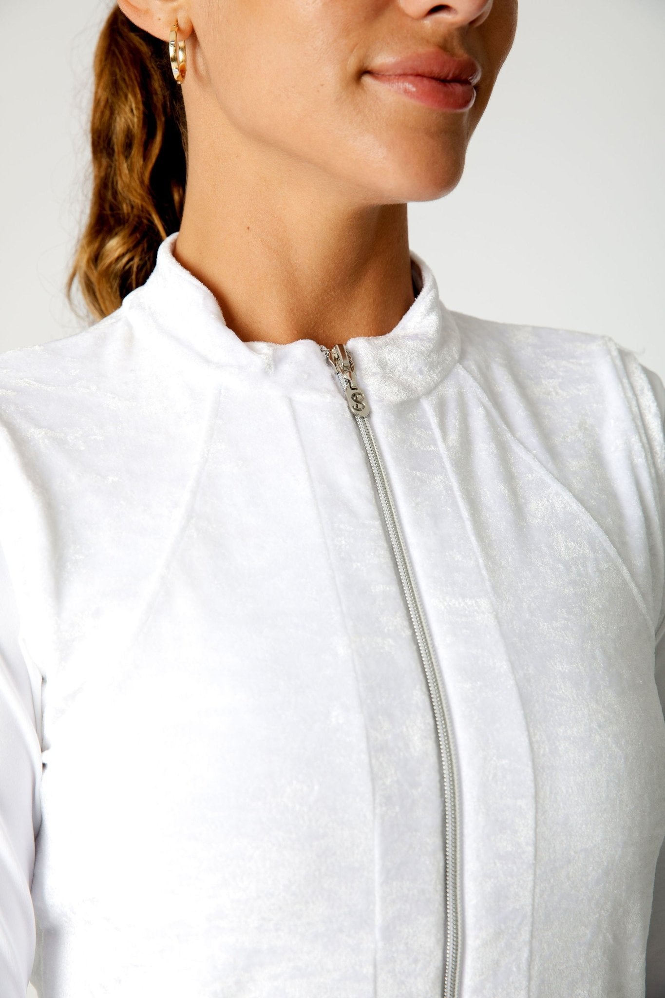 Women's White Crushed Velvet Sport Zipper Vest by  Sofibella, close up
