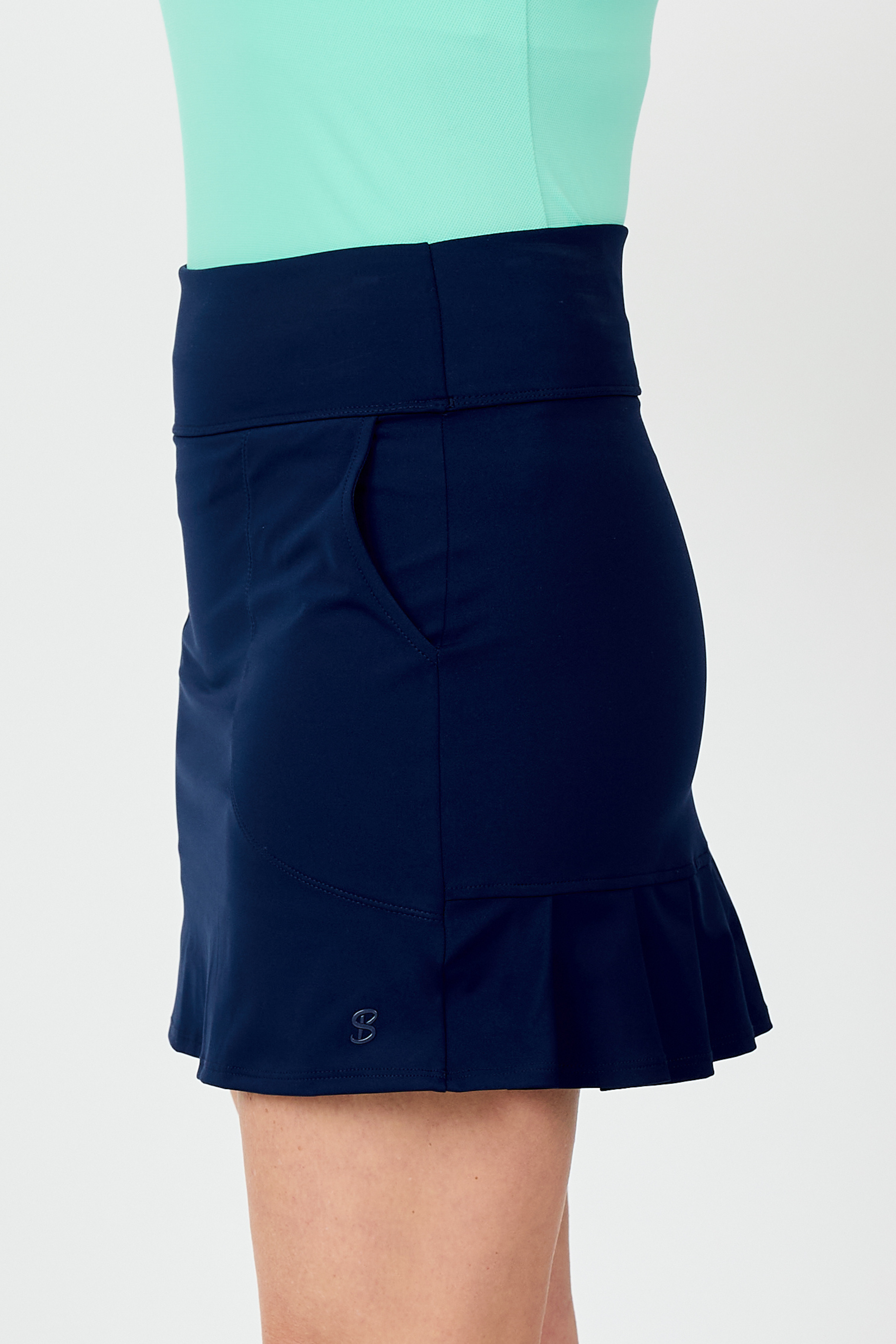 #color_navy
