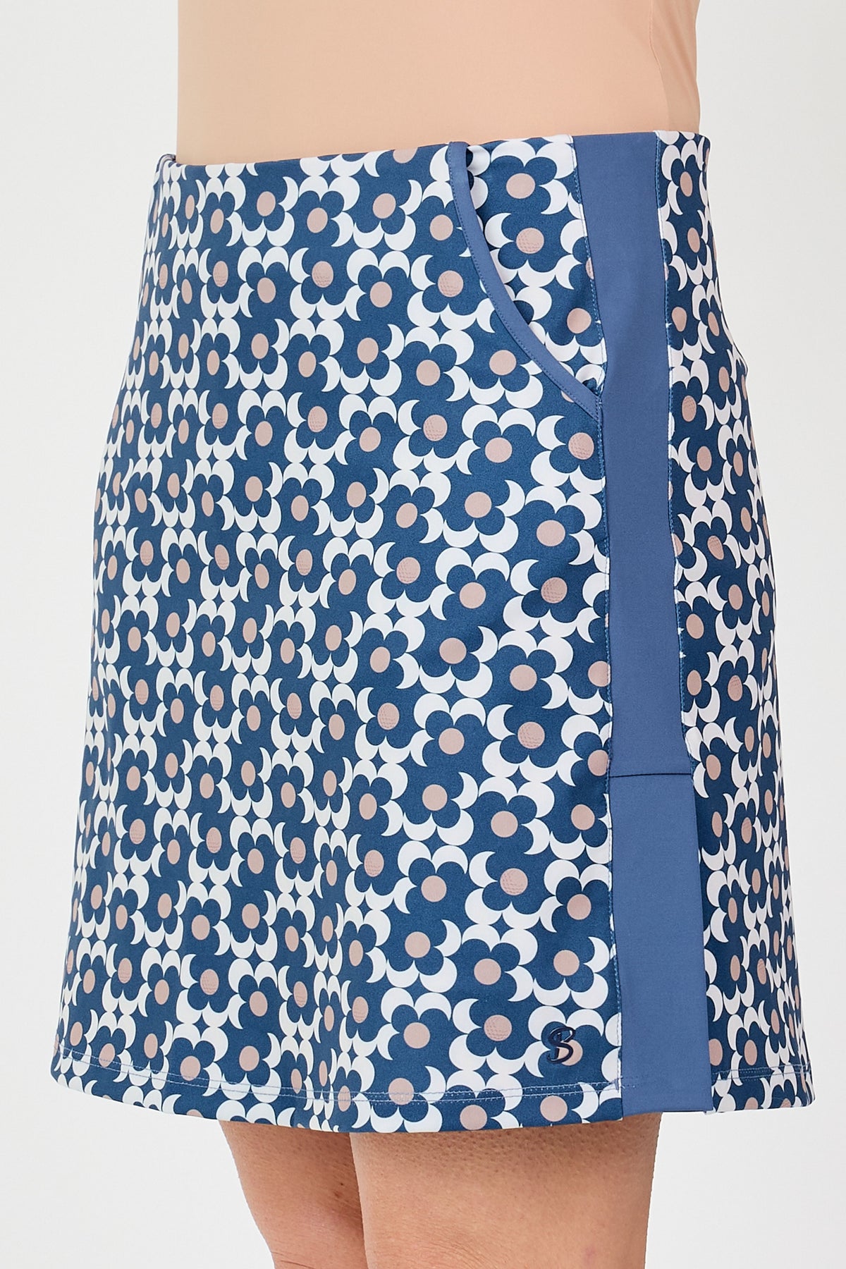 17" Skort - Quiet Force